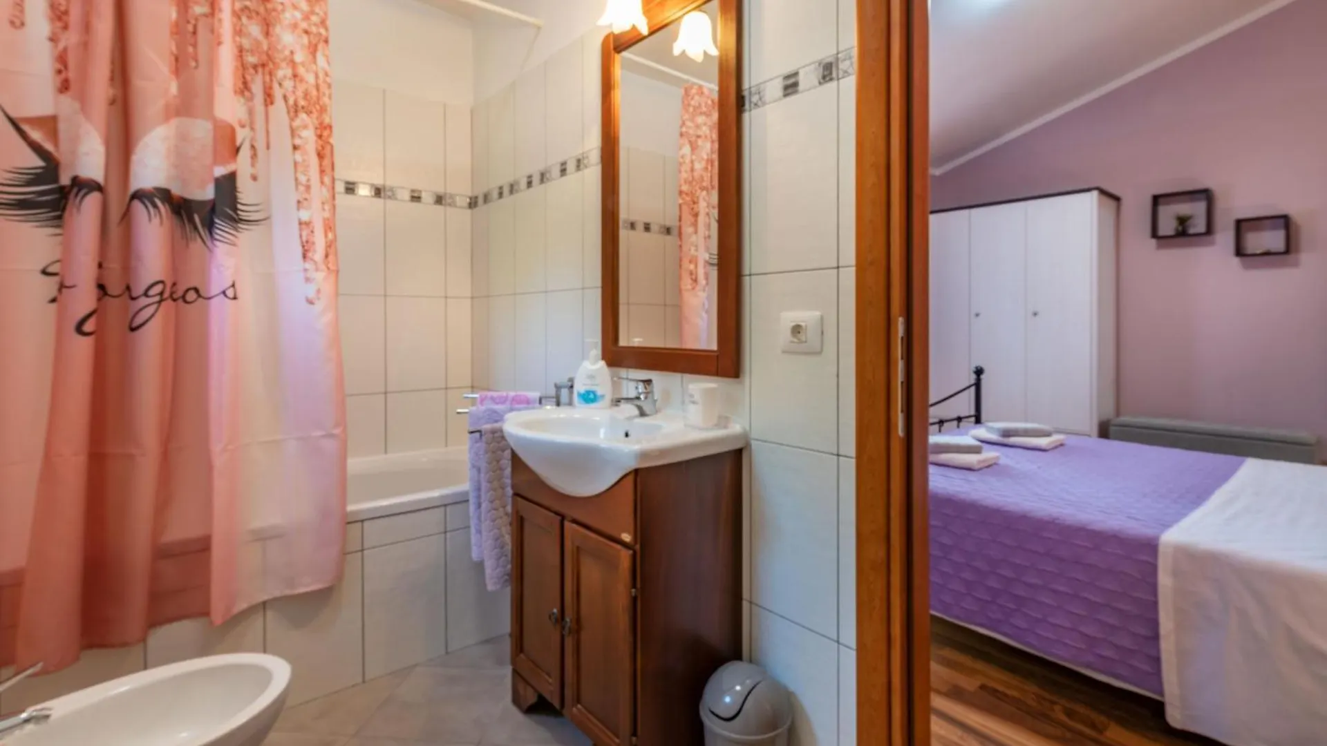 Villa Delore, A Romantic Villa With Pool, Close To The Sea Rakalj
